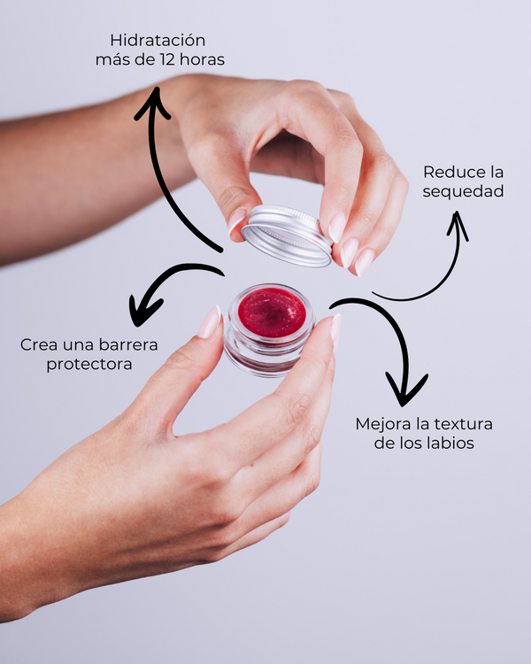 Lipstick balm ecológico con ingredientes naturales que hidrata durante más de 12 horas, reduce la sequedad, crea una barrera protectora y mejora la textura de los labios. 